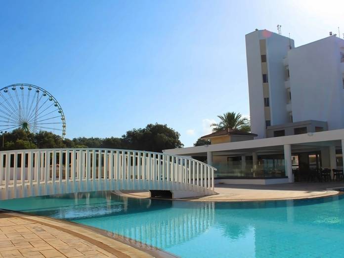 Pierre Anne Beach Hotel - poilsinė kelionė - NNN