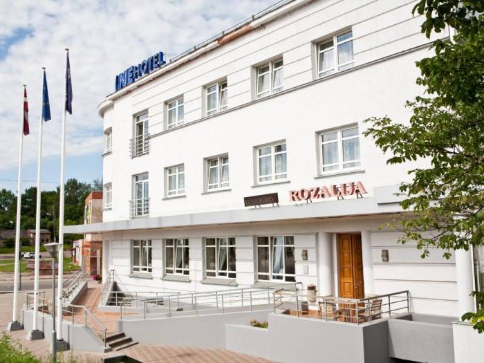 Kolonna Hotel Rēzekne - Viešbučiai Rezeknėje